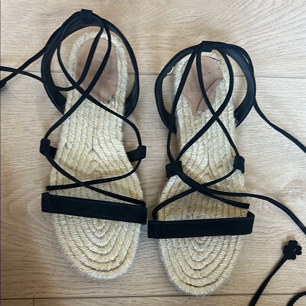 Castaner Black and Cream Espadrille Sandals size 37 EU